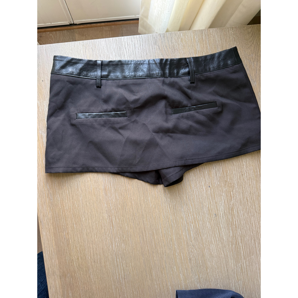 Lioness black skirt - Picture 2 of 5